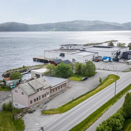 Seabreeze - Two Away From Geiranger Daire Ålesund